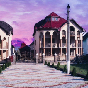 Короїд та Баранек на Фасадах фото